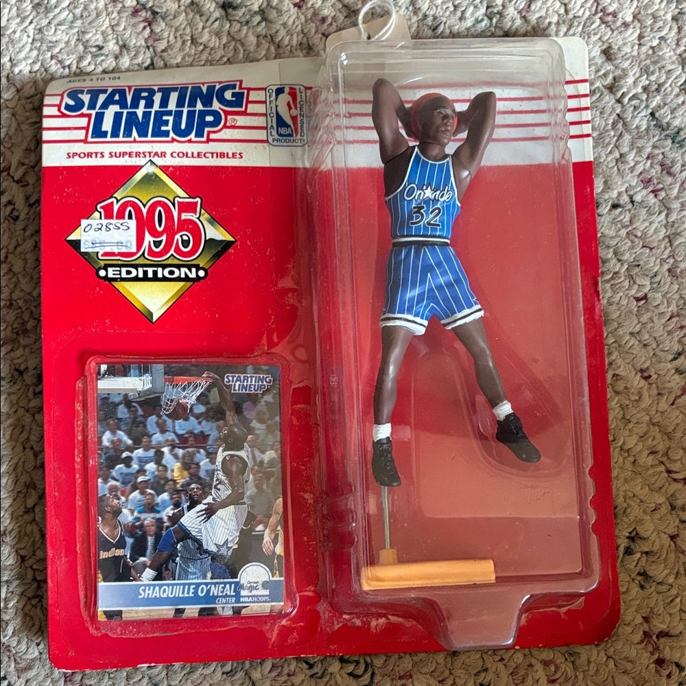 Starting Lineup 1995 Edition Shaquille O'Neal Figure - Blue